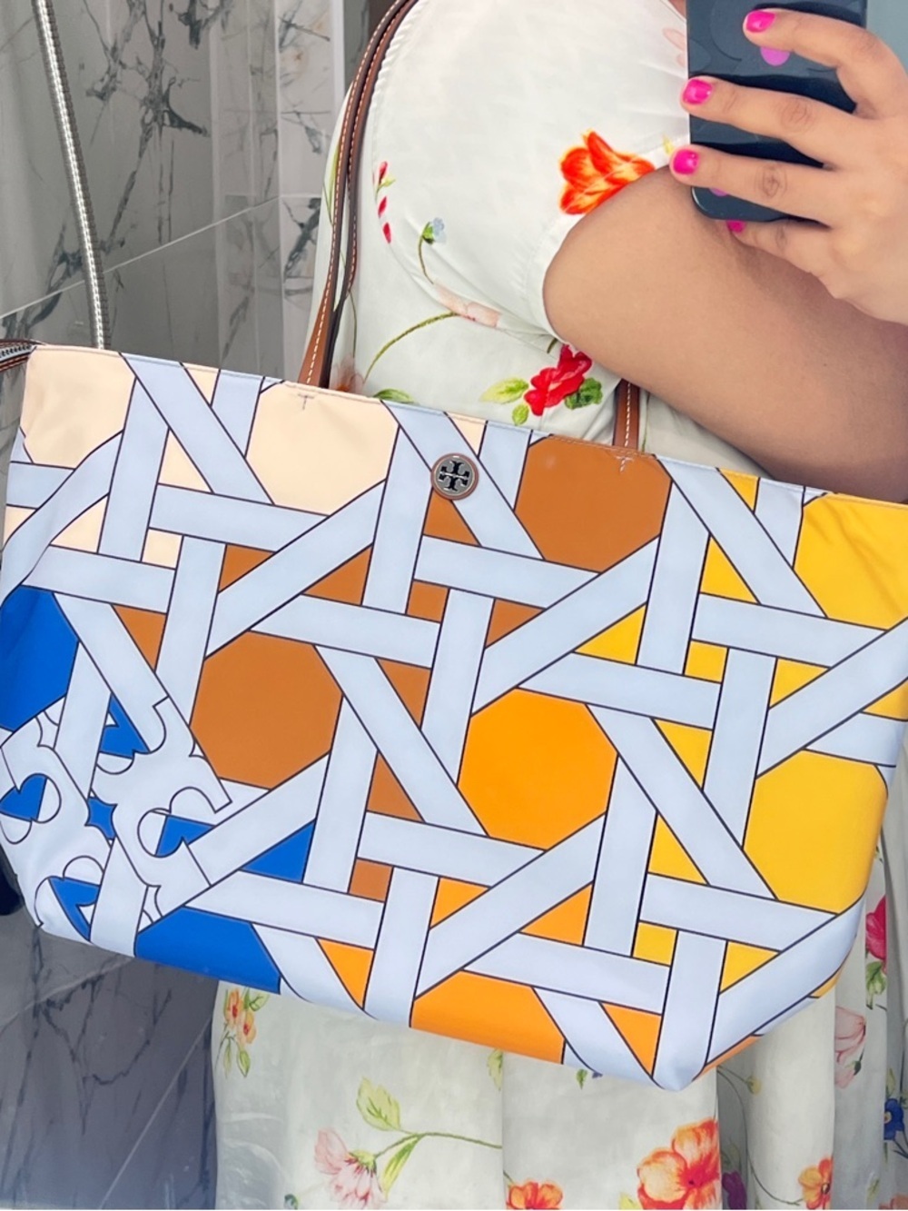 TORY BURCH • Nylon Patterned Multicolor Tote Bag - Yellow, Orange, Brown, Blue - Picture 8 of 11